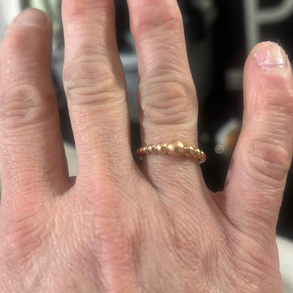 Rose gold ring